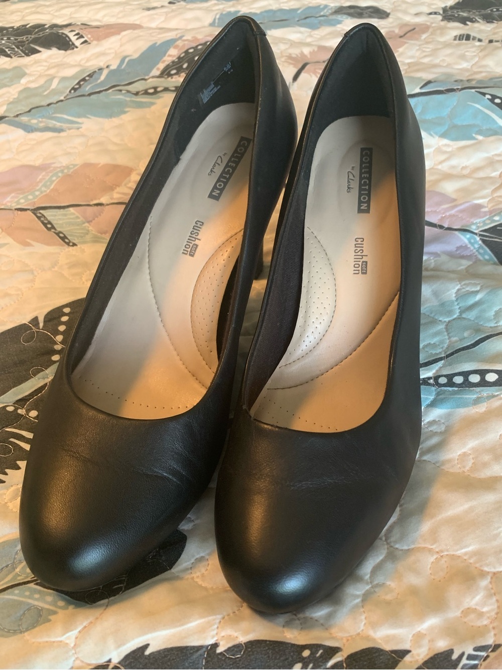 Clarks Black Leather Round-Toe Heels